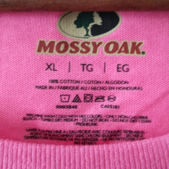 NWT Women's Mossy Oak Pink T-Shirt Size X-Large - Picture 2 of 4